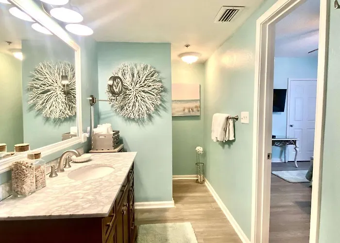 Tropic Isles 101 By Albvr - Beautiful Beachfront - Completely Renovated Since Sally Gulf Shores